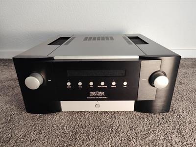 Mark Levinson n. 585,5