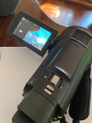 SONY FDR-AX53 Videocamera 4K full optional - Foto 3