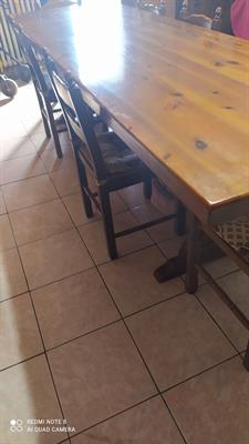 Tavolo con 10 sedie