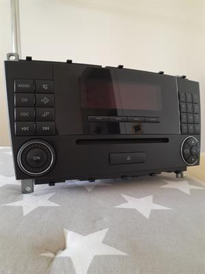 Autoradio Mercedes Class C 2005 12V, in ottime condizioni - Foto 2