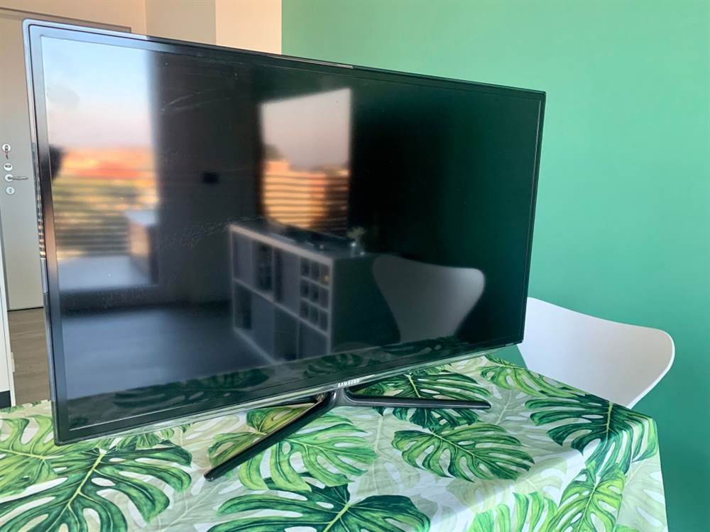 Foto 2Samsung - Smart Tv - Full HD - 40'', in buone condizioni