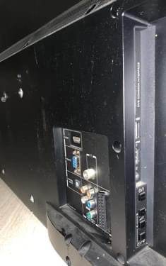 Toshiba 40”, colore del